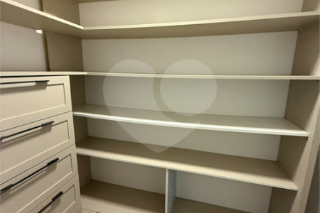 Apartamento Alto Padrão para Locação | 140 m² | 3 Suítes | Vista para a Pedra Grande | Essencial Carraro – Atibaia/SP
