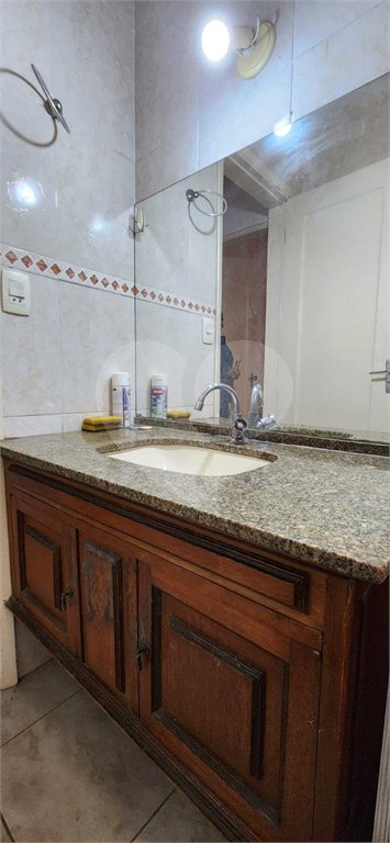 Casa térrea com duas edículas para venda - Saúde, SP.