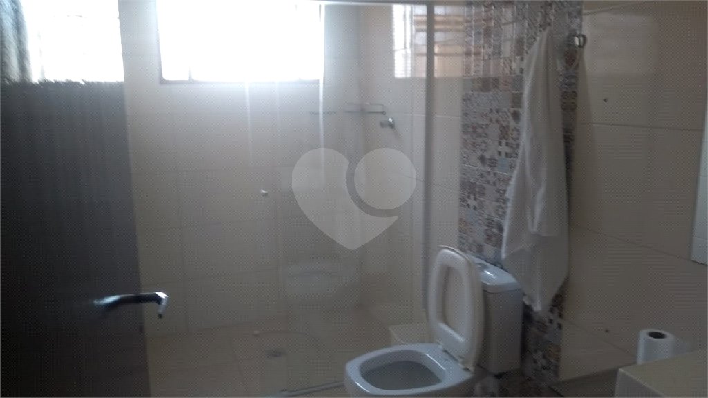 Casa térrea para venda ou locação no Santa Felícia.