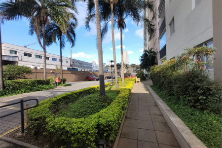 Apartamento à venda com 2 quartos, sendo 1 suíte, em Butantã, próximo à USP