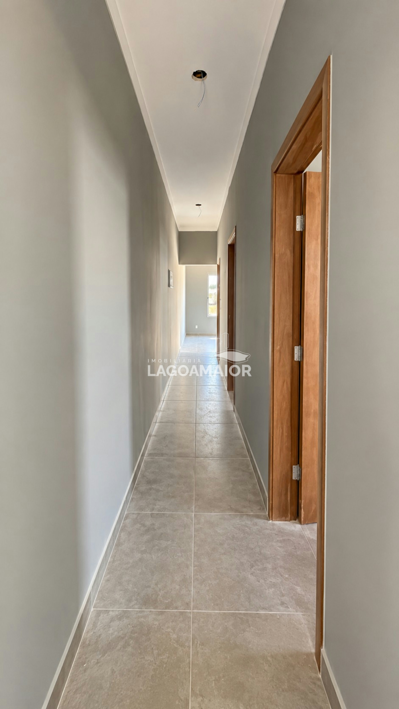 Casa à venda com 3 quartos, sendo 1 suíte, em Bela Vista da Lagoa, Três Lagoas - MS
