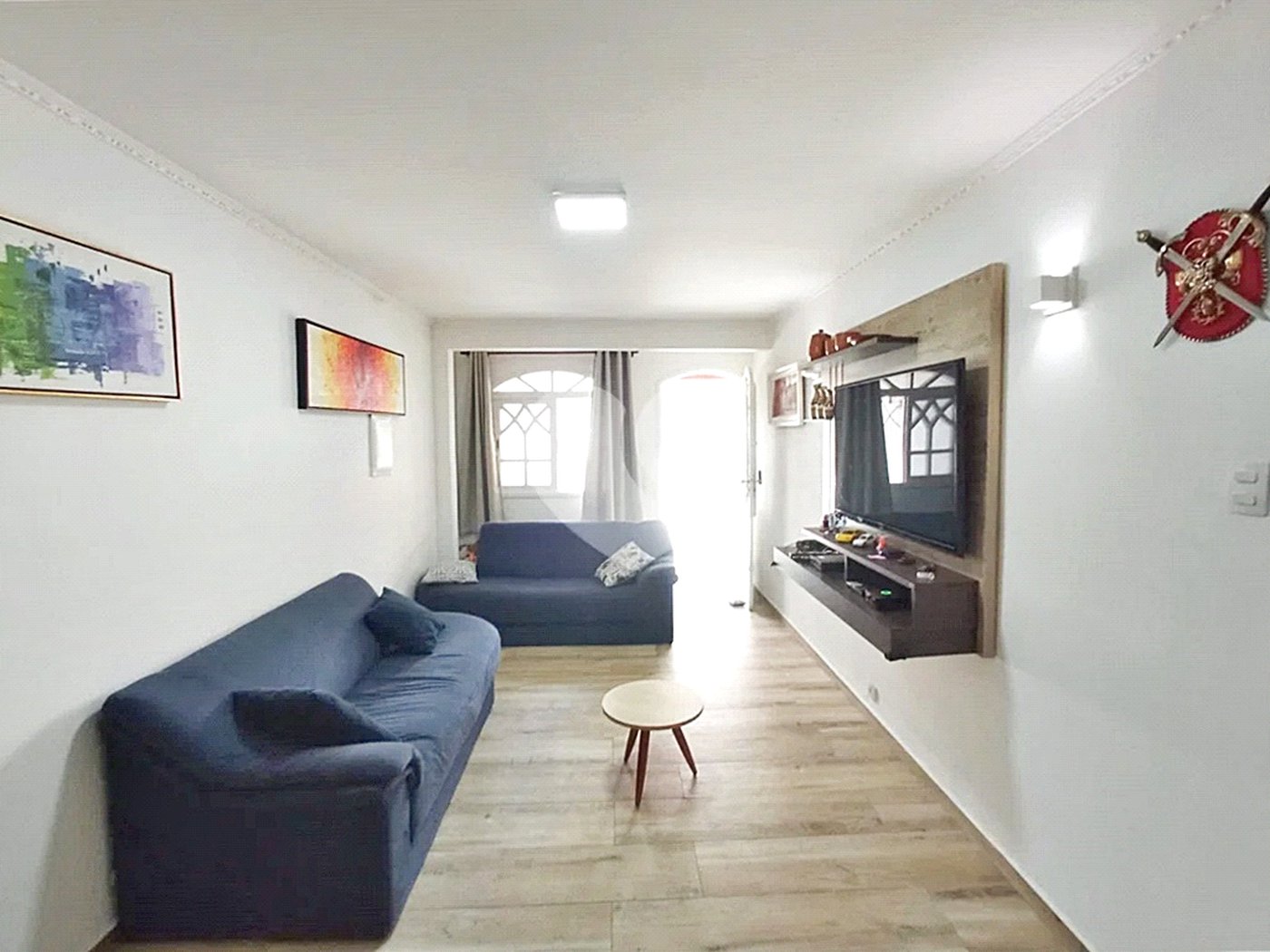 Casa Santa Teresinha | 4 Suítes | 280m² | 3 Vagas | Excelente Localização