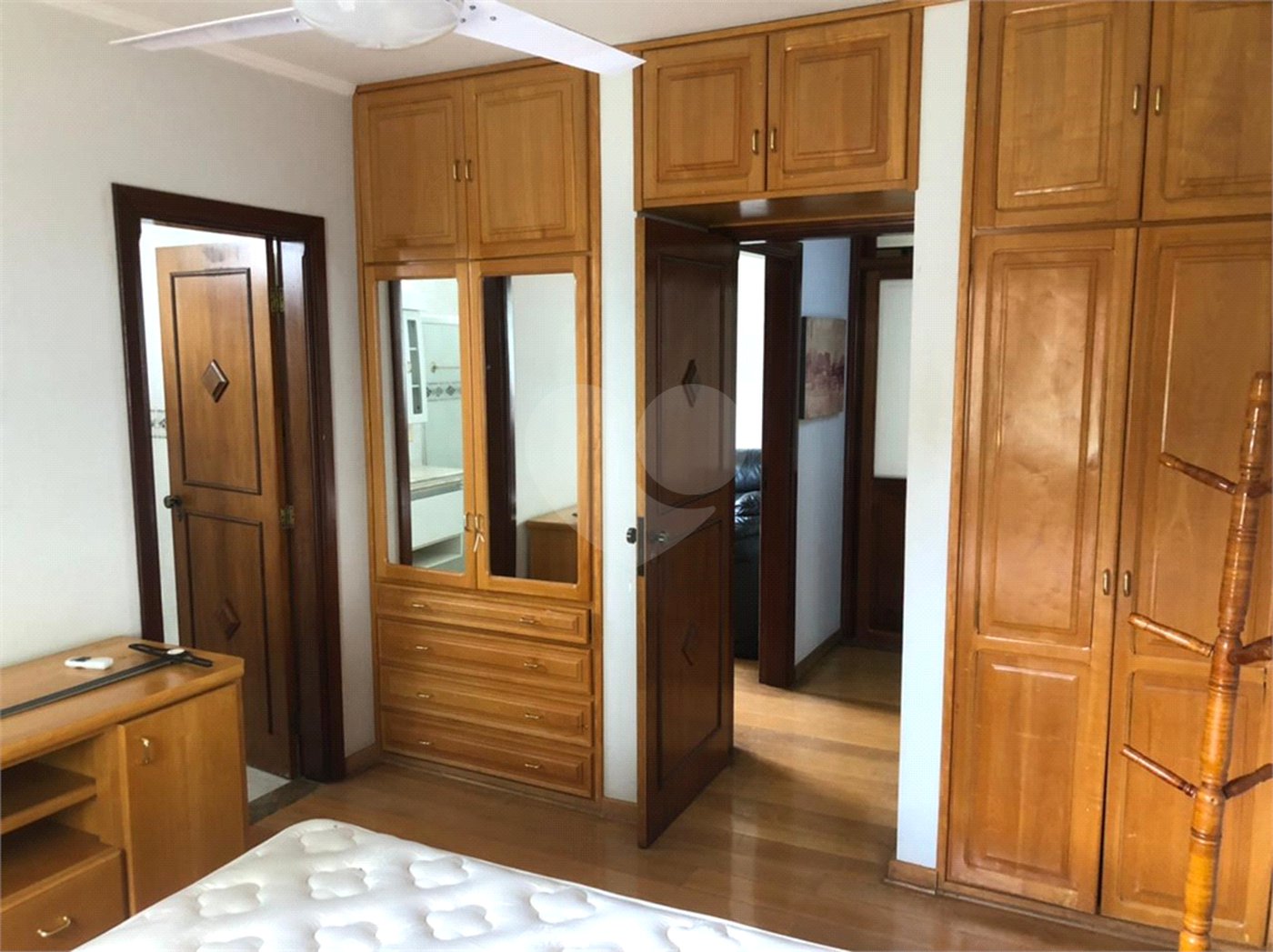 Casa para venda no Condomínio Parque Faber 1