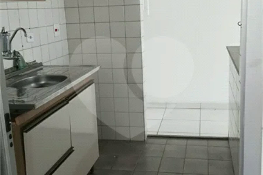 Apartamento 3 DORM, Zona Norte! PISCINA, QUADRA, PLAYGROUND E CHURRASQUEIRA. Portaria 24hs,Vaga coberta,