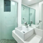 Encante-se com esta sofisticada cobertura no Jardim do Mar! São 4 suítes, piscina privativa, espaço gourmet e 5 vagas. Agende sua visita e surpreenda-se!