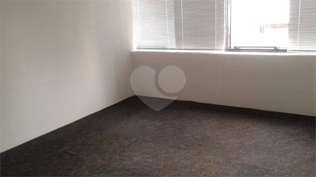 Conjunto comercial na Vila Olimpia