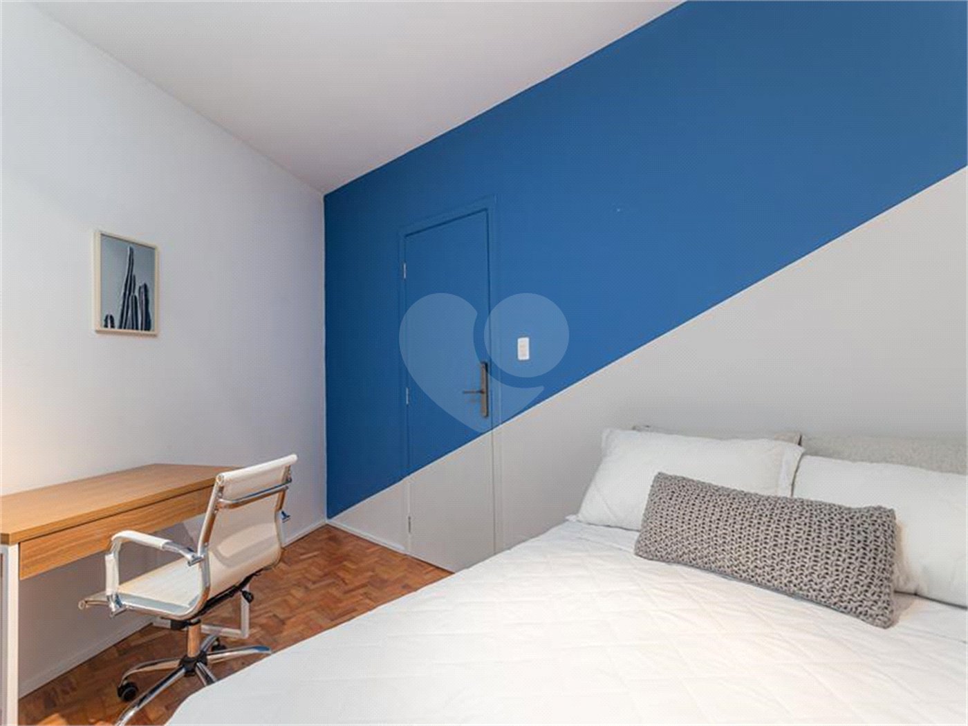Excelente oportunidade para reformar e ficar com o apartamento dos seus sonhos!