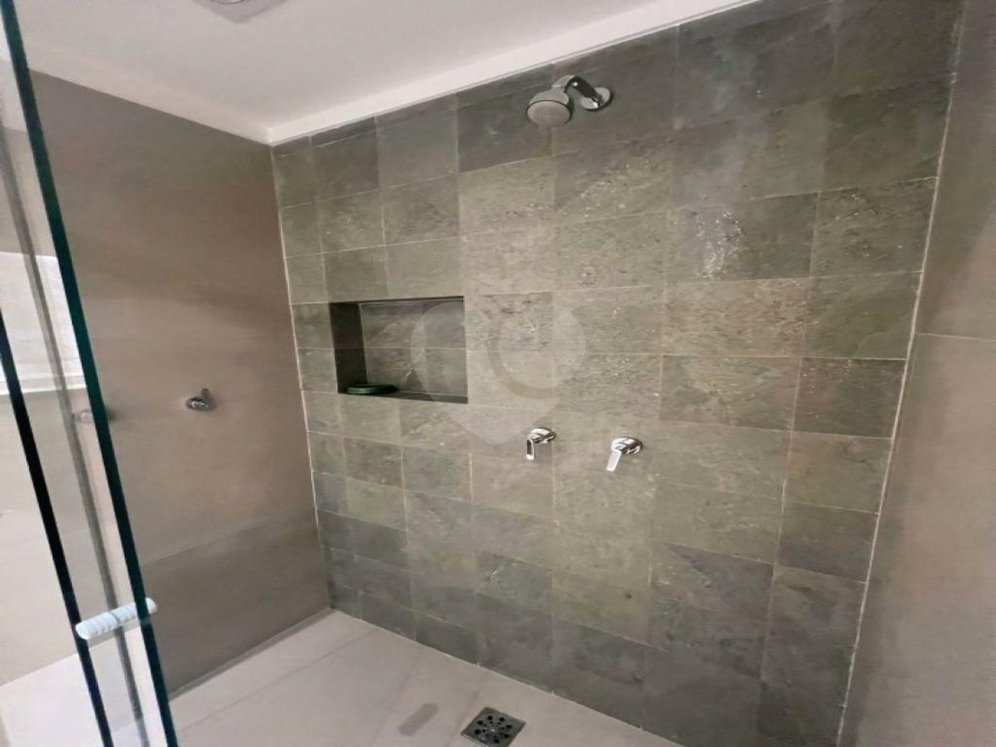 Apartamento à venda com 1 quarto em Indianópolis, São Paulo, SP