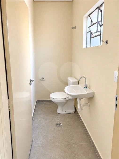Sala comercial para locação em Vinhedo - SP