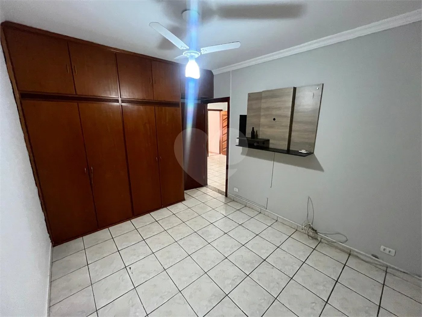 Casa Assobradada à Venda – Conforto, Excelente Acabamento e Localização Central