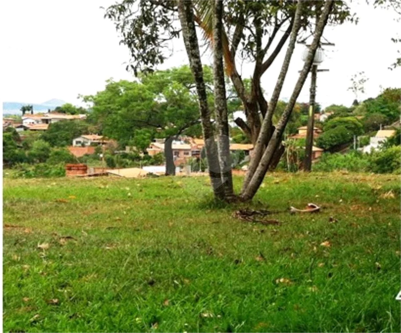 Terreno á venda no bairro Estância Lago Azul em Ártemis.
