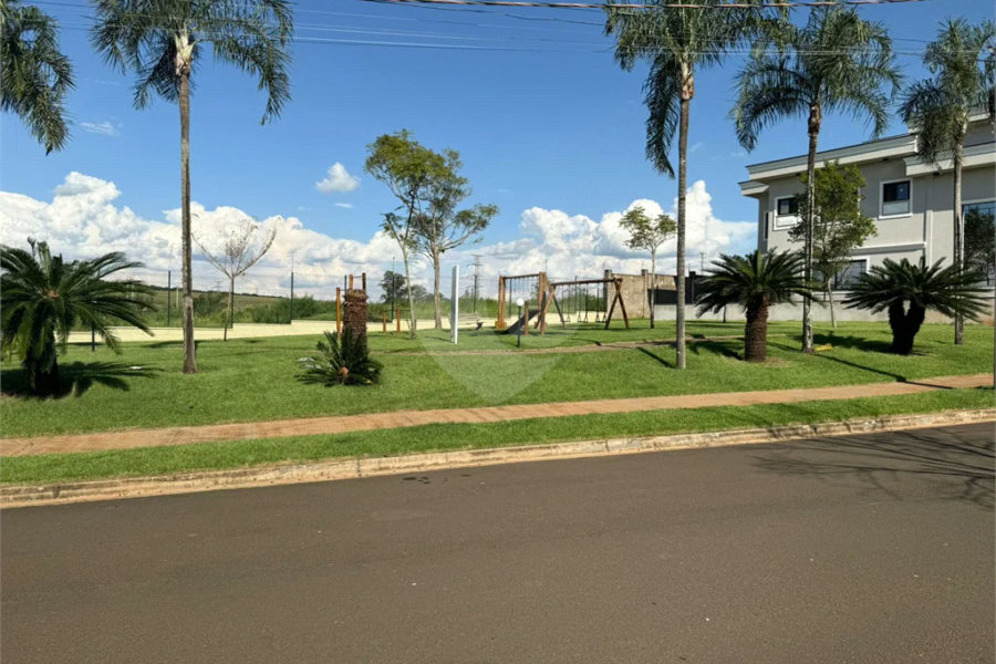 Terreno a venda no condomínio Villa DAquila, Santa Rosa, Piracicaba.