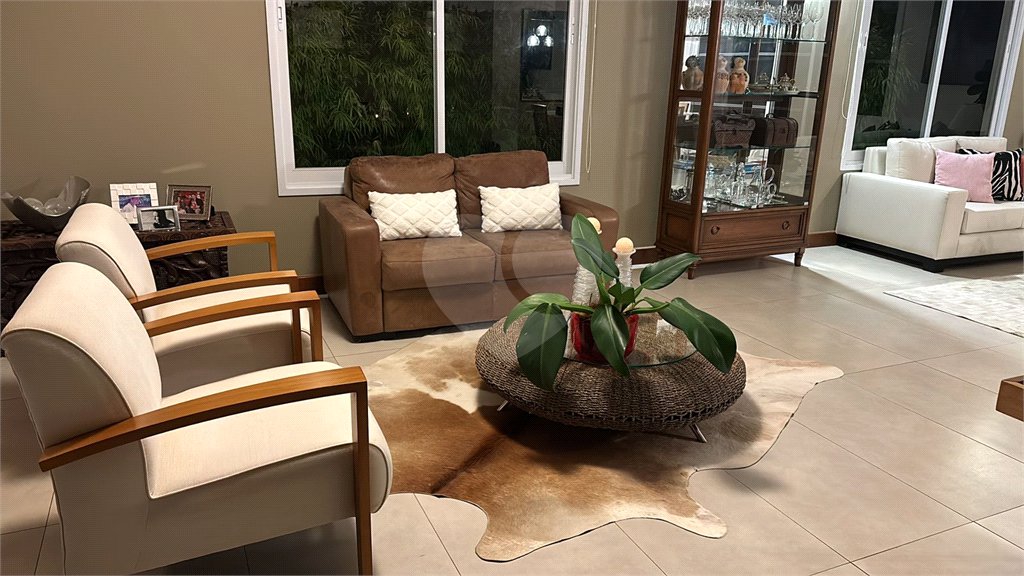 Casa com piscina à Venda no Residencial Damha II, São Carlos