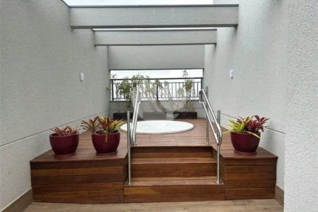 Apartamento - Prox Paulista - 1 quarto - varanda - 1 banheiro - sem garagem