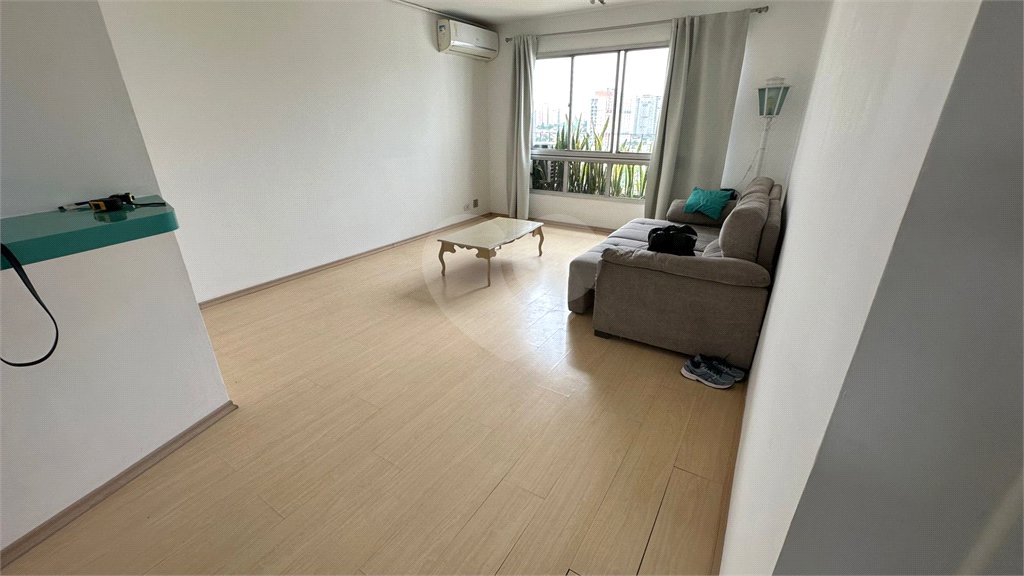 Apartamento á venda - Moema