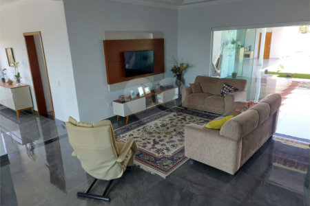 Casa de Alto Padrão no Residencial dos Lagos em Itupeva SP