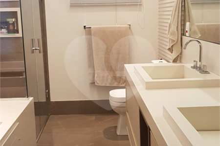CASA A VENDA NO URBANOVA, CONDOMINIO JAGUARY, 4 DORMITORIOS, 4 SUITES, 5 VAGAS, PISCINA, SJC
