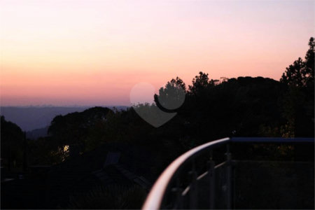 Casa em condomínio de luxo com lindo por do SOL