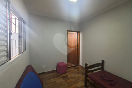 CASA A VENDA NO JD. FLAMBOYANT EM SÃO CARLOS