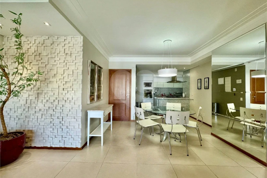 Apartamento à venda com 3 suítes em Riviera de São Lourenço, Bertioga, SP