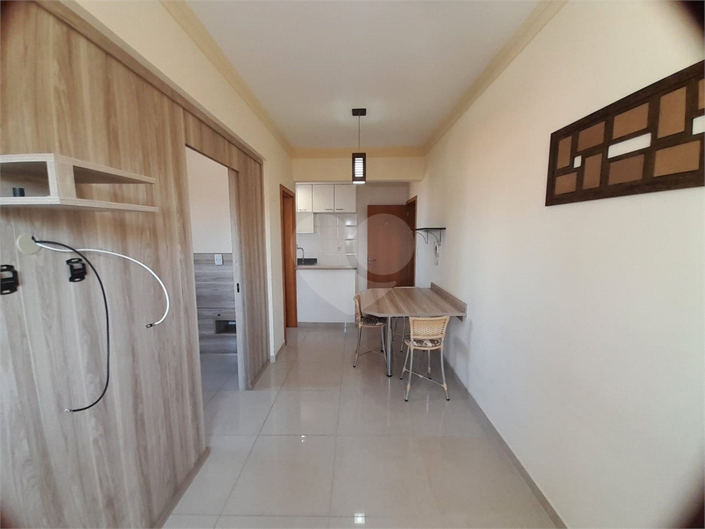 Apartamento à Venda ou para Locação no Edifício Marchal Estilo - São Carlos