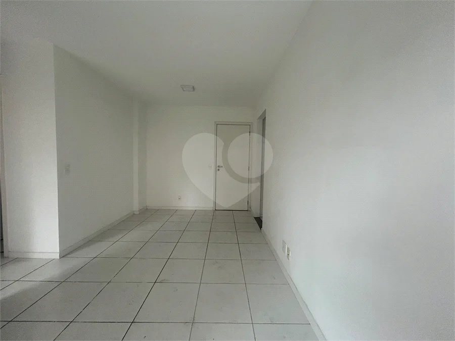 APARTAMENTO À VENDA NO CONTEMPORÂNEO DESIGN RESORT | CAMPO GRANDE – RJ