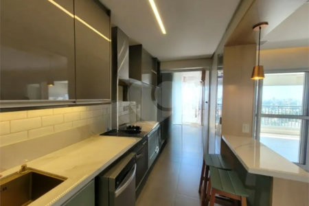 Apartamento à venda com 3 quartos, sendo 2 suítes, em Cambuci, São Paulo, SP