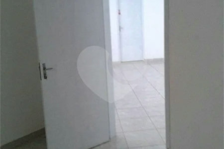 Prédio comercial com 724m² , 8 banheiros e 5 vagas de garagem , à venda na Vila Formosa.