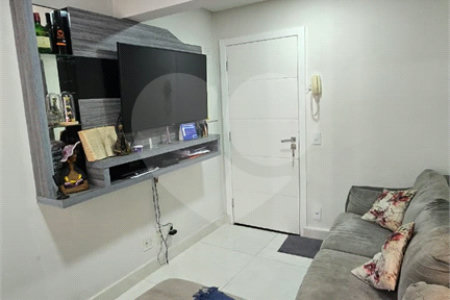 Apartamento com 48 m² localizado na Rua Conselheiro Crispiniano, 125
