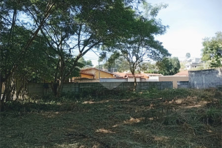 Terreno de 760m² Totalmente plano. Bairro Loteamento Vale das Flores, Atibaia, SP
