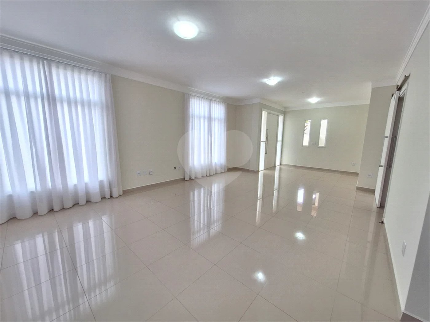 Casa para Locação no Condomínio Bosque dos Cambarás em Valinhos/SP