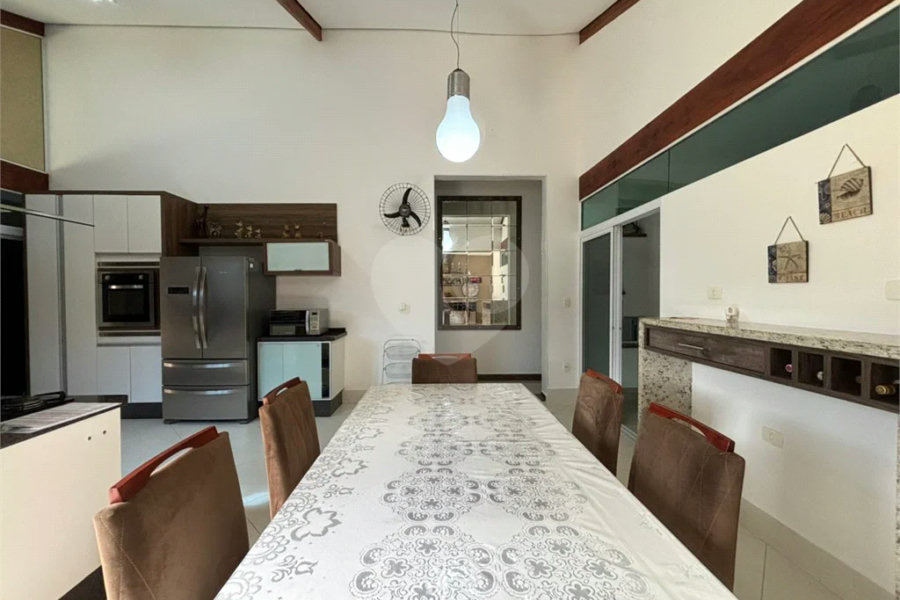 Casa à venda com 4 quartos, sendo 3 suítes,  em Morada da Praia, Bertioga, SP