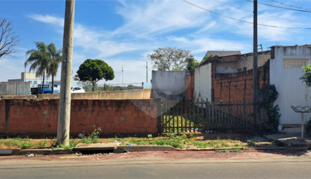 Terreno à venda em Loteamento Habitacional São Carlos 1, São Carlos, SP