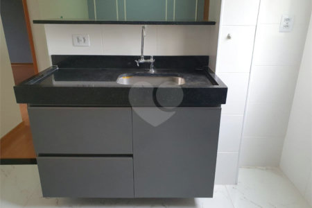 Apartamento à venda no Edificio Monte Berlim