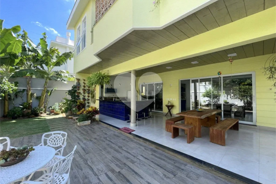 Casa no Condomínio Monte Alegre em Piracicaba/SP.