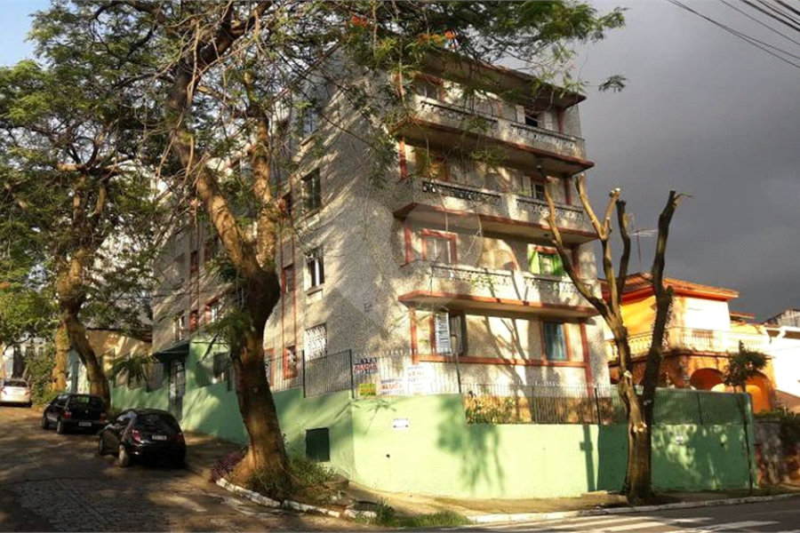 Jardim São Paulo apartamento à venda ao lado do Metrô apenas 2 quarteirões abaixo do preço!