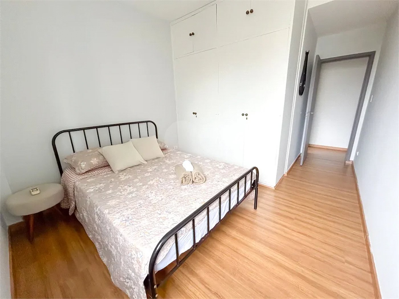 Apartamento de 80m² a venda e locação em Moema - 02 dorm, 02 Banheiros 01 Vaga