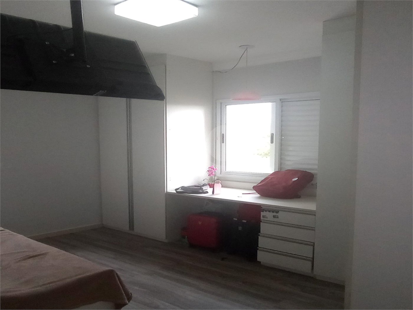 Apartamento à Venda – Condomínio Vila Verde Sabará 3 dormitórios 1 suíte.