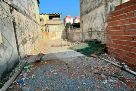 Terreno com 91m² , à venda na Vila Regente Feijó.