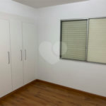 Lindo apartamento reformado!!! Apto a venda 3 dormitórios 1 suite e 2 vagas - Vila Nova Conceição