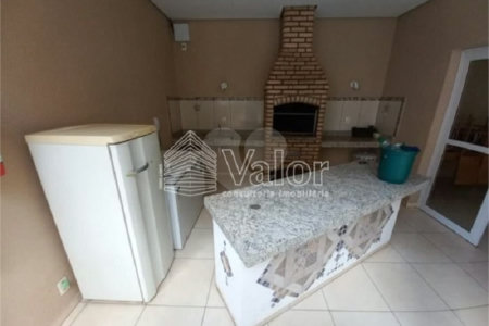 Apartamento no Condomínio Mont Vernon