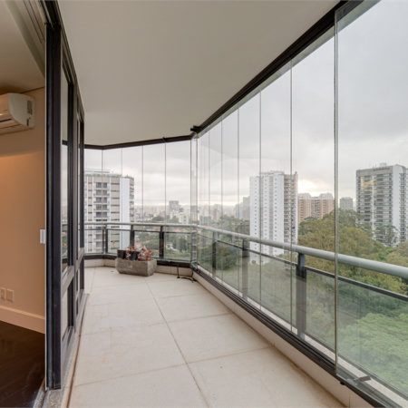 Apartamento à venda ou para alugar com 4 suítes em Alto da Boa Vista, São Paulo, SP