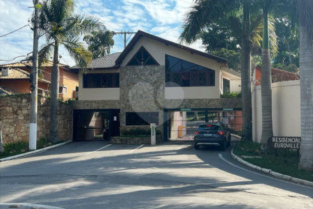 Casa á venda -Residencial Euroville