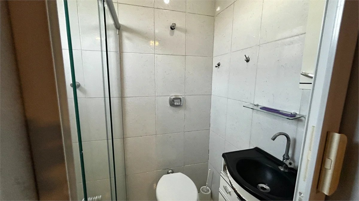 Sobrado à venda com 3 quartos, sendo 2 suítes, em Cidade São Francisco, São Paulo, SP