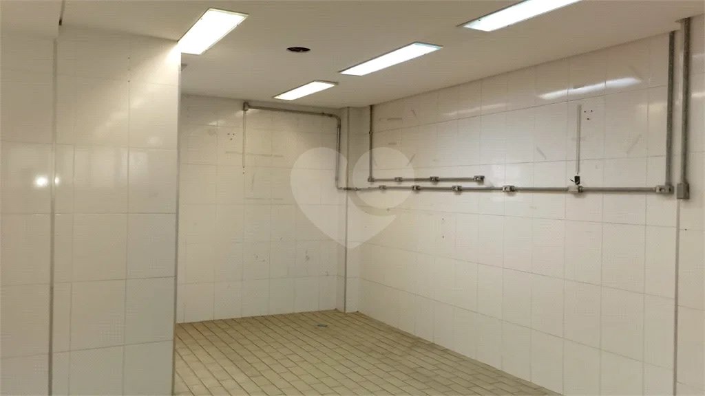 Prédio Comercial à Venda na Mooca – 394 m² de Área Construída