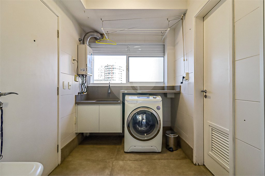 Apartamento à venda com 148 m² 3 suítes 3 vagas Vila Mariana / Chácara Klabin