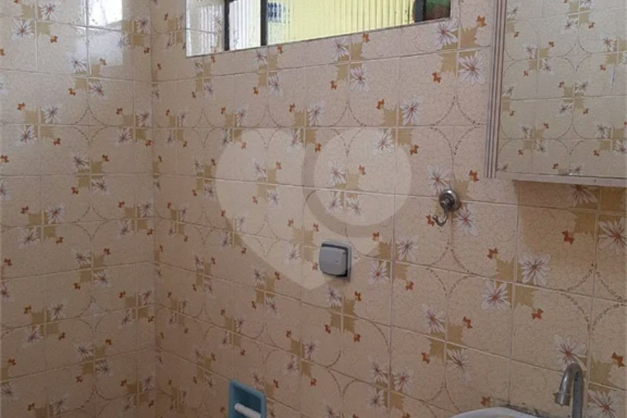Casa à Venda na Vila Albertina