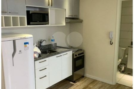Apartamento à venda na Frei Caneca, 28 m², 1 quarto