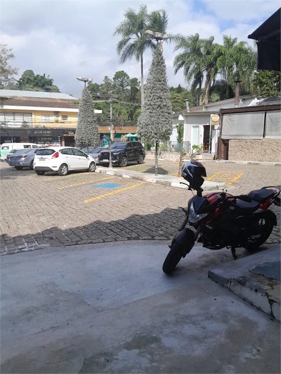 Alugo Loja com 82,00 metros na GRANJA VIANA
