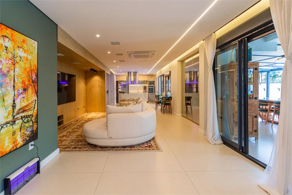 Apartamento 3 suítes 4 vagas 318m² a venda na Vila Sofia - São Paulo